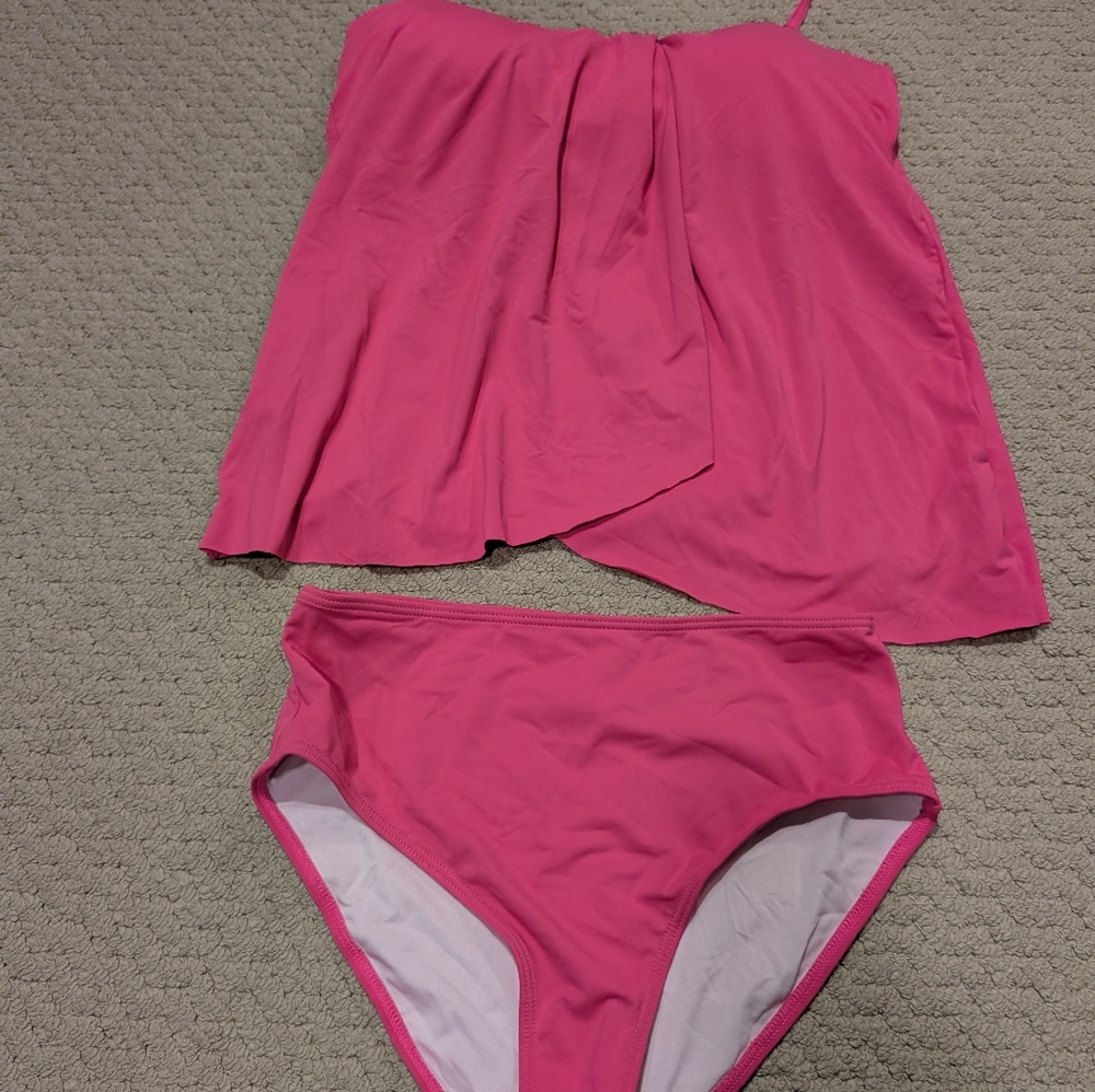 Tempt Me Two Piece Tankini Halter Bandeau Women's Size Medium NWT - Picture 5 of 7